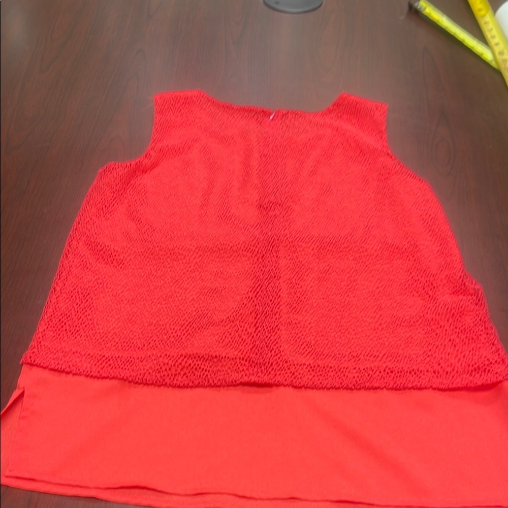Calvin Klein Red Textured Sleeveless Top - Picture 5 of 7
